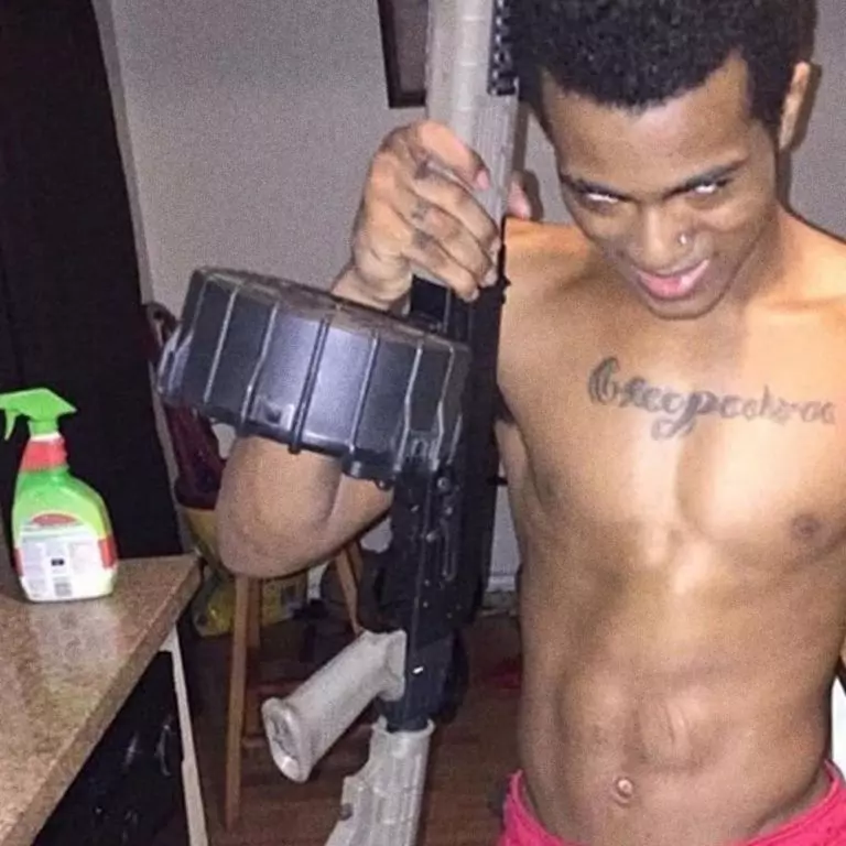XXXTentacion – WitDemDicks!