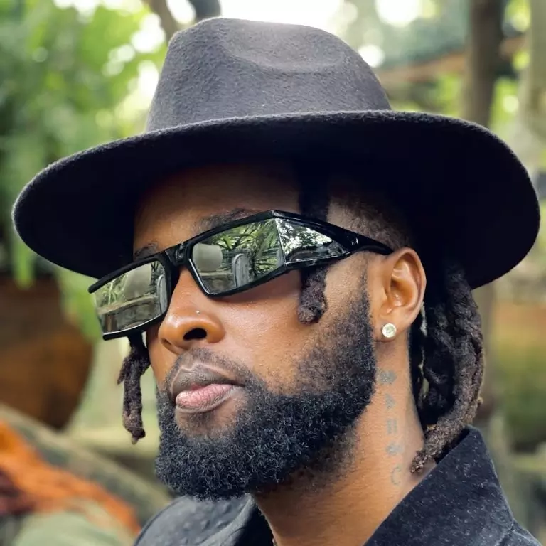 Kagwe Mungai – Bad Girls