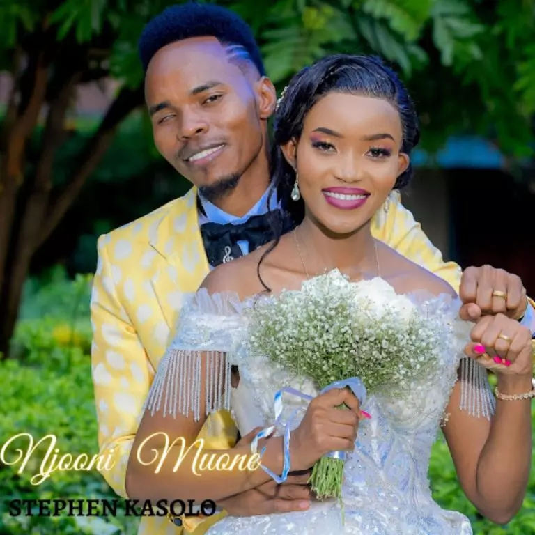 Stephen Kasolo – Njooni Muone
