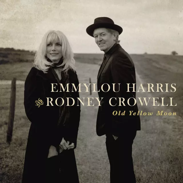 Emmylou Harris ft. Rodney Crowell – Old Yellow Moon