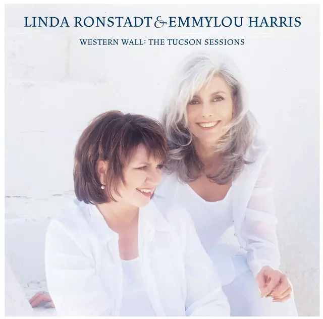 Linda Ronstadt ft. Emmylou Harris – Across the Border