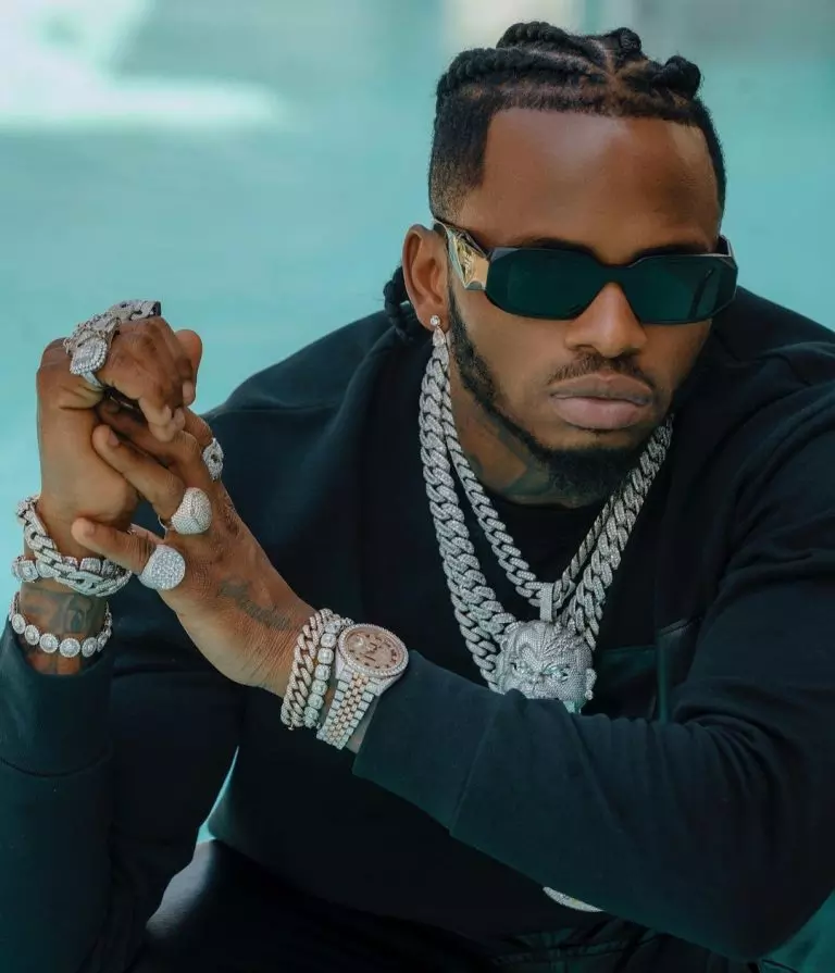 Diamond Platnumz ft. Oxlade – Babe