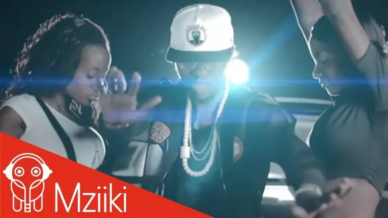 King Kaka ft. Joh Makini & G Nako – Najipendelea