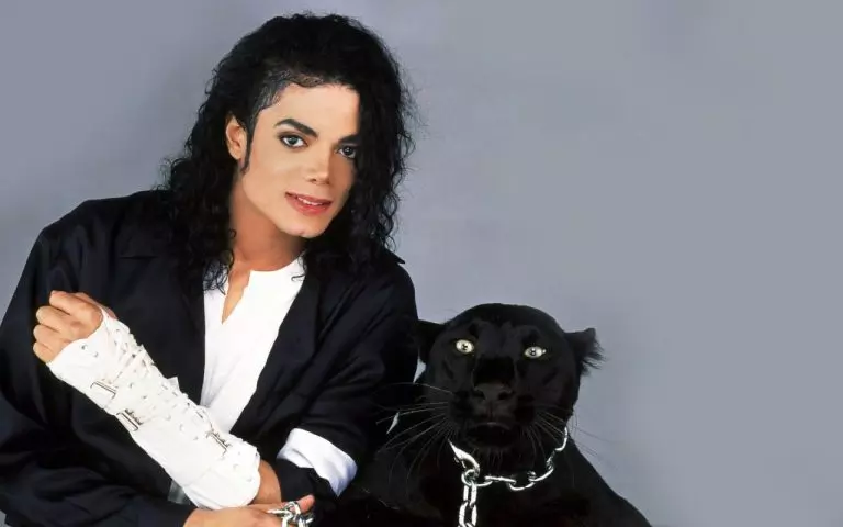 Michael Jackson – Black Or White
