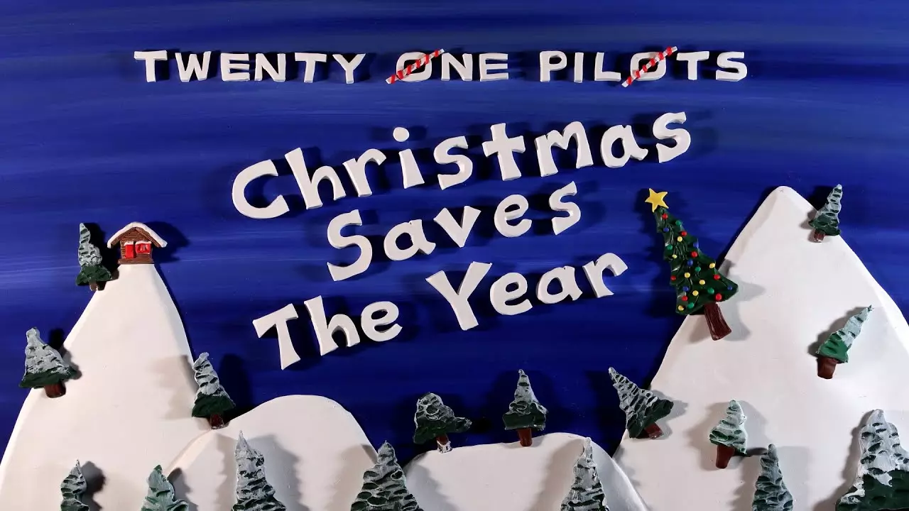 Twenty One Pilots - Christmas Saves The Year (Official Video) - YouTube