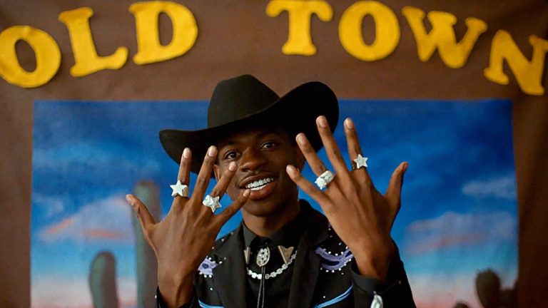 Lil Nas X ft. Billy Ray Cyrus - Old Town Road