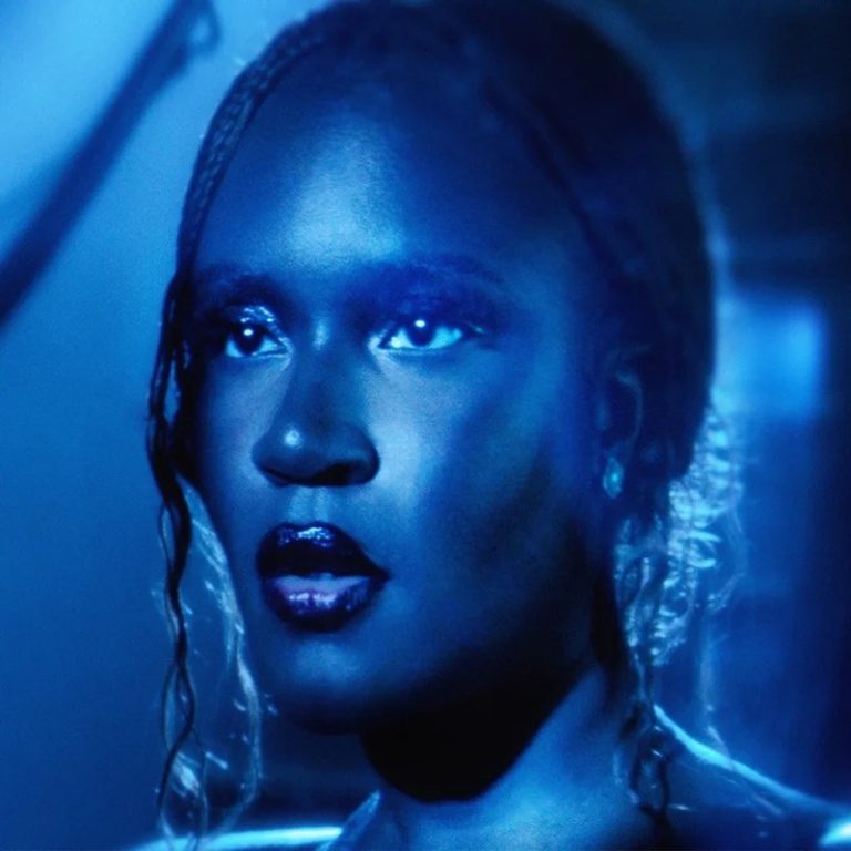 Amaarae ft. 6lack - Disguise (Remix)