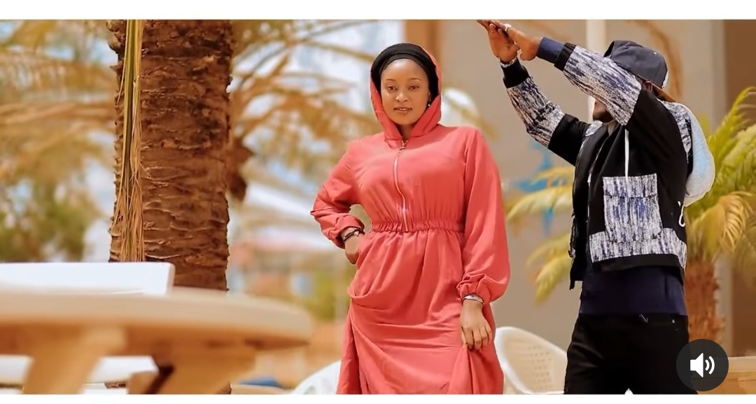 AUDIO +VIDEO] Auta Mg Boy - Zuciya Ta Ft Rakiya Mousa - HausaLoaded.com | Best African Hausa Music Blog, Entertainment ,News and Gossips