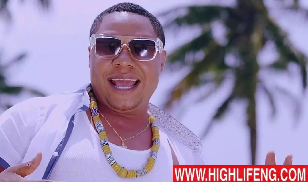 Prince Chinedu Nwadike - Oku Gbajie Aka Ji Ngozi M (Liberation Hour Latest Praise Worship Songs)