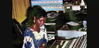 Nelly Uchendu - Wakabout (Waka About) | Igbo Audio Songs