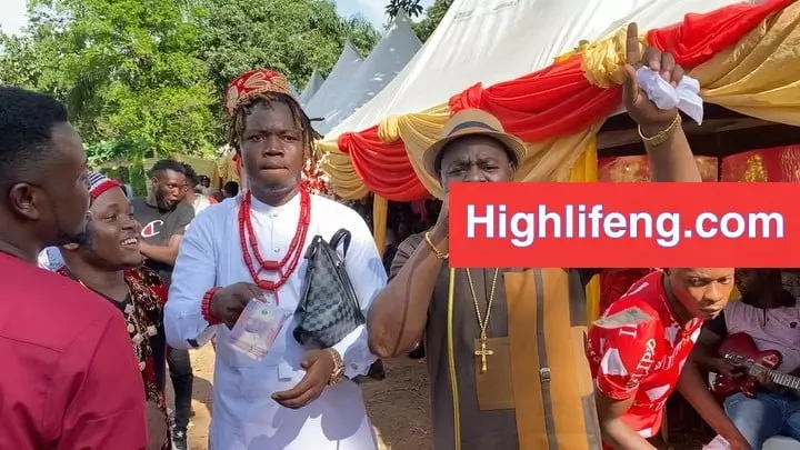 VIDEO: Chief Onyenze Nwa Amobi Performs God of Money On Stage (July 2020)