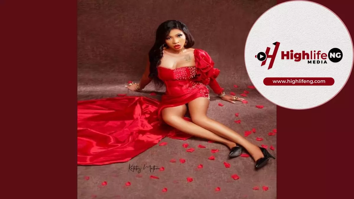 Esther Edokpayi - Omakon