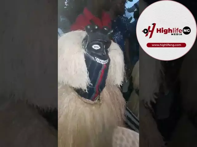 Mbem Masquerade - Oma Mbem Neni