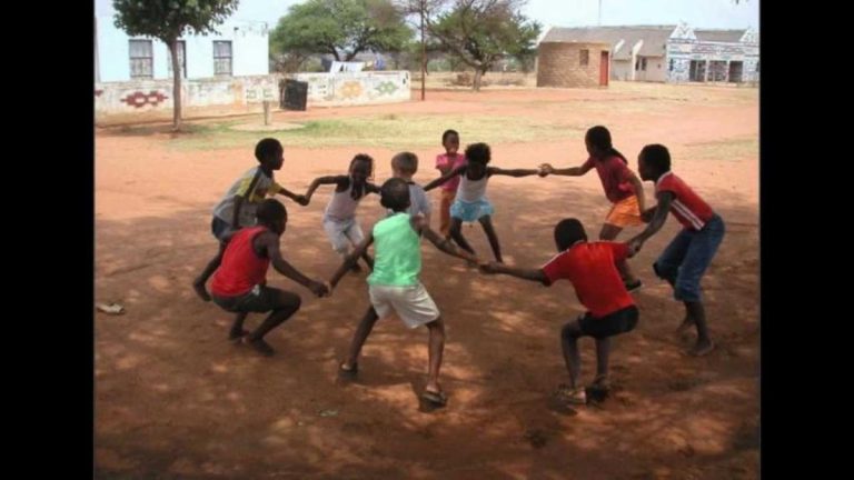 Awurama Badu - Obaatan Refre Ne Mma (Emelia, Kate)