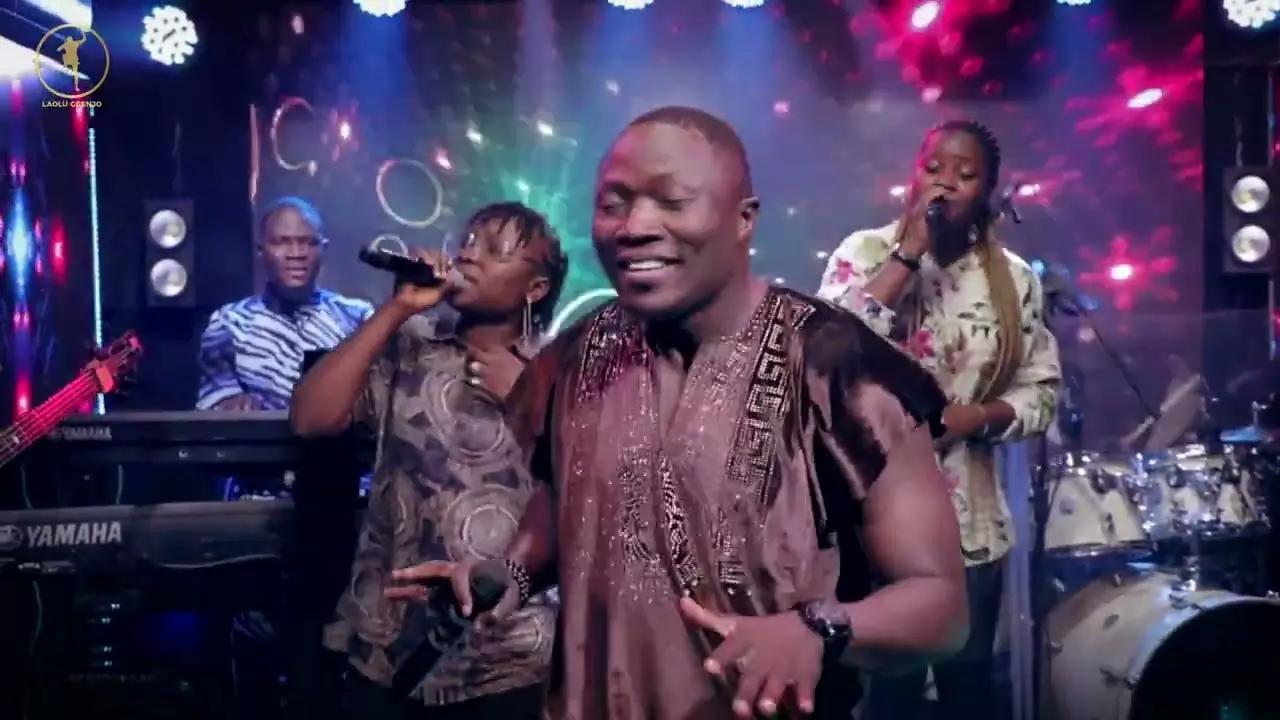 Laolu Gbenjo - Unconditional Love