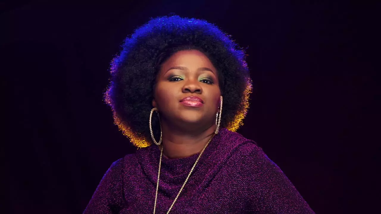 Lara George - Nobody Greater