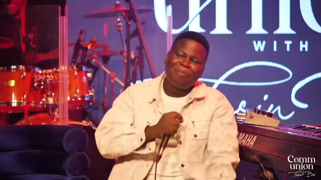 Tosin Bee - We Lift Your Name Higher